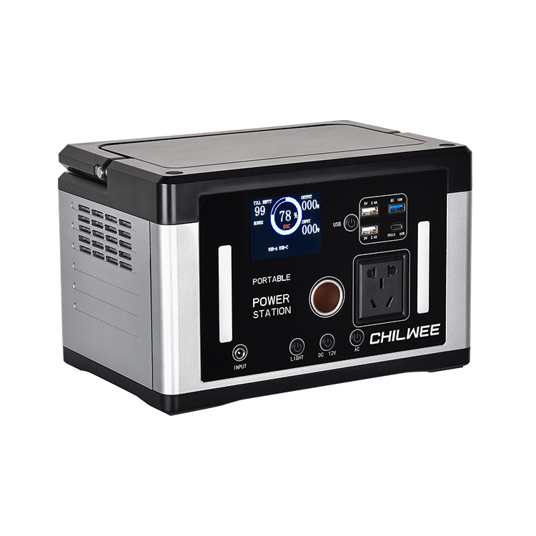 Generador solar inteligente de 700 vatios para carga de iluminación de emergencia